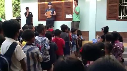 Volunteer farewell at new hope Cambodia