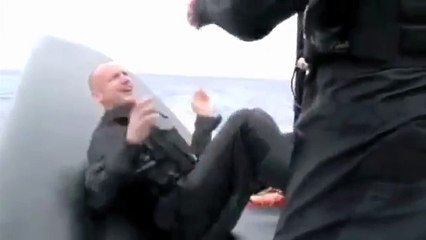 Ady Gil Collision 3-way Split Screen