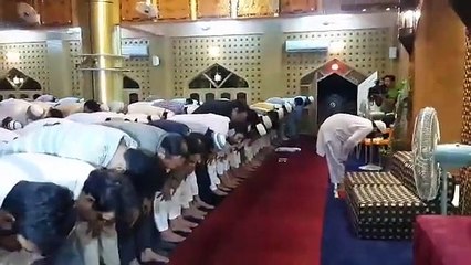 Imran Khan Offering Prayers Of Shab-e-Qadr At Mufti Saeed Mosque