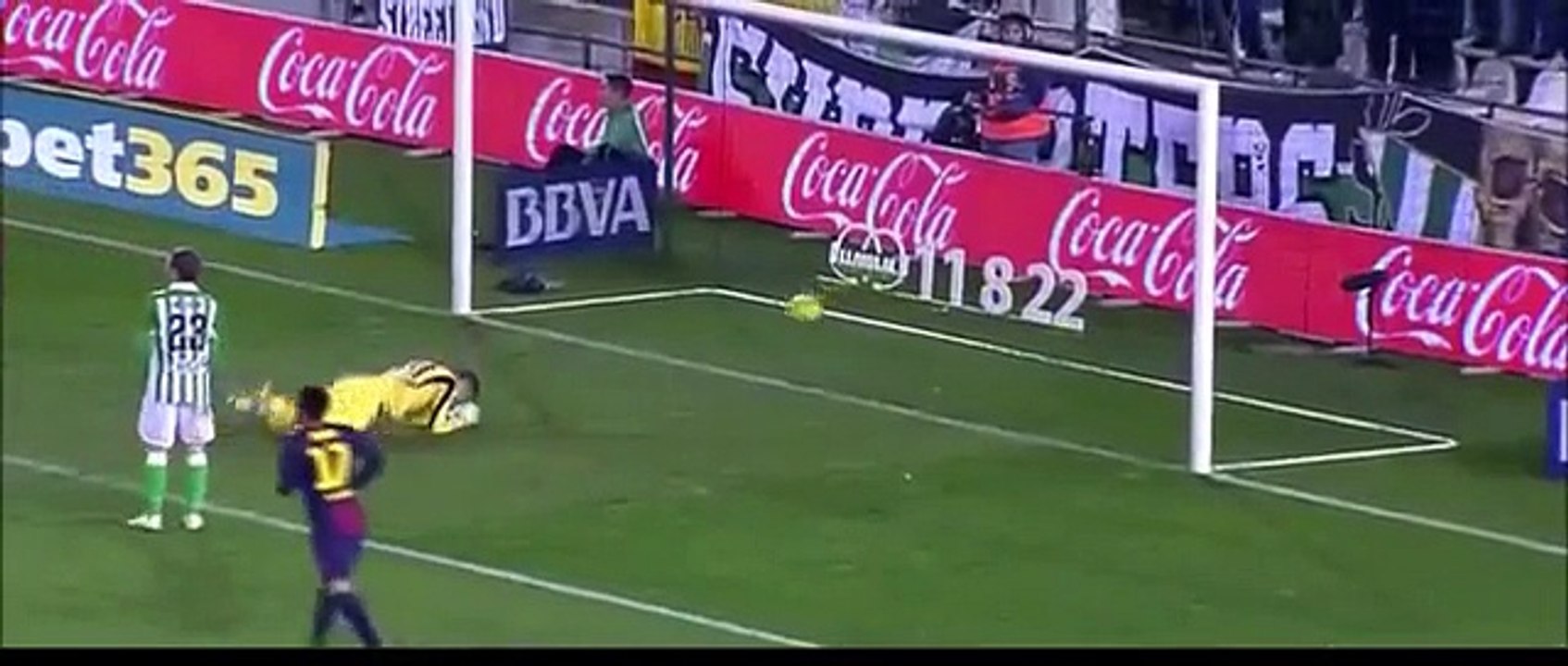 Magical Messi | Ray Hudson Commentary