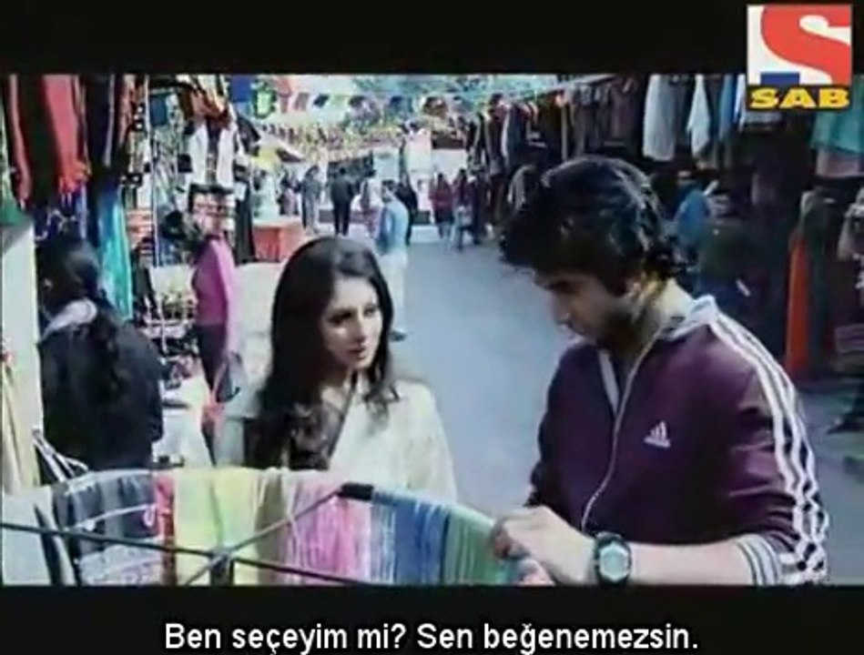 LS - Türkçe Altyazılı/Gözlerini kapatmanın zararı kendine olur...