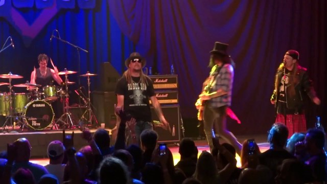 Appetite For Destruction & KID ROCK PARADISE CITY (Guns n Roses Tribute) - Live @ ThrottleFest 2015 House of Blues
