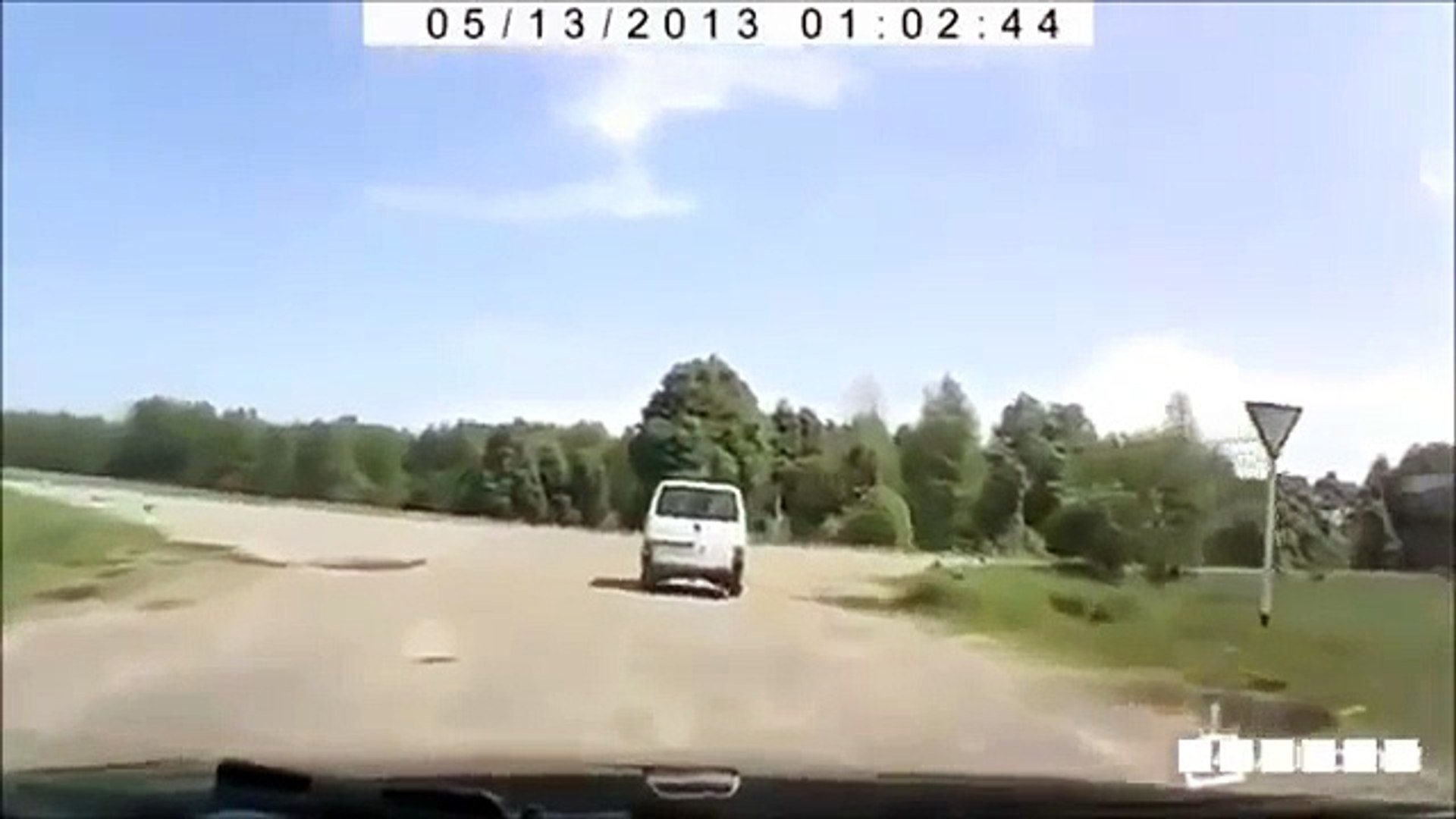 Motorista filma acidente de carro incrível, Vídeo