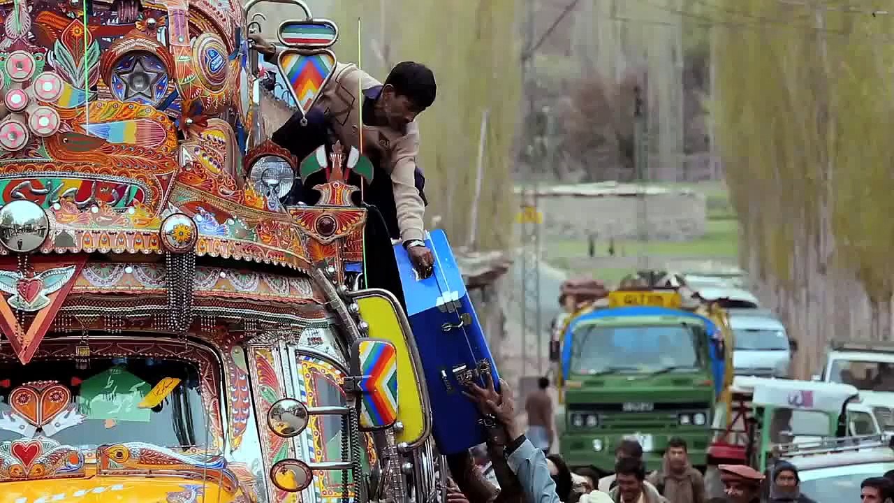 Askari Bank Pays Tribute To The Pak Army - Ae Watan Pyaray Watan - BrandSynario