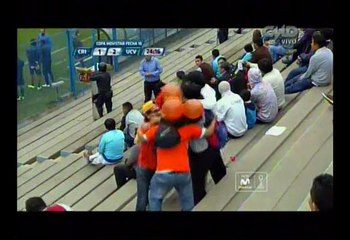 Daniel Chávez anotó golazo tras sensacional pase de Cruzado (VIDEO)