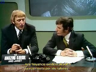 Monty Python - The mice problem (Sub Spanish)