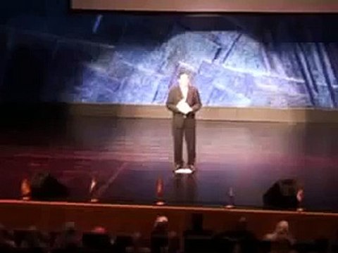 6 yasinda 10 kita Istiklal Marsi ni mukemmel okuyor masallah