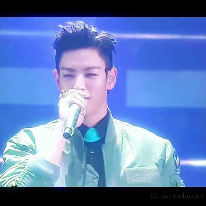 Talk 2 (Top focus from screen on stage)  Bigbang Made in BKK Day2