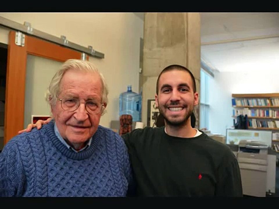 Noam Chomsky on Communism, Revolutionary Violence, the American Left and Zizek