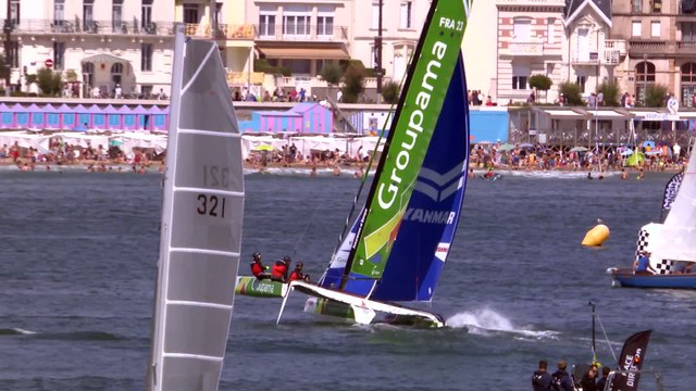 Voile - Tour de France : Victoire de Franck Cammas aux Sables d'Olonne