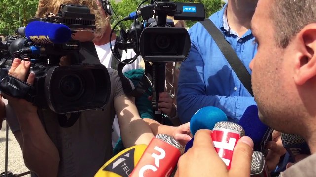 La réaction de François Lambert a la sortie du conseil de famille