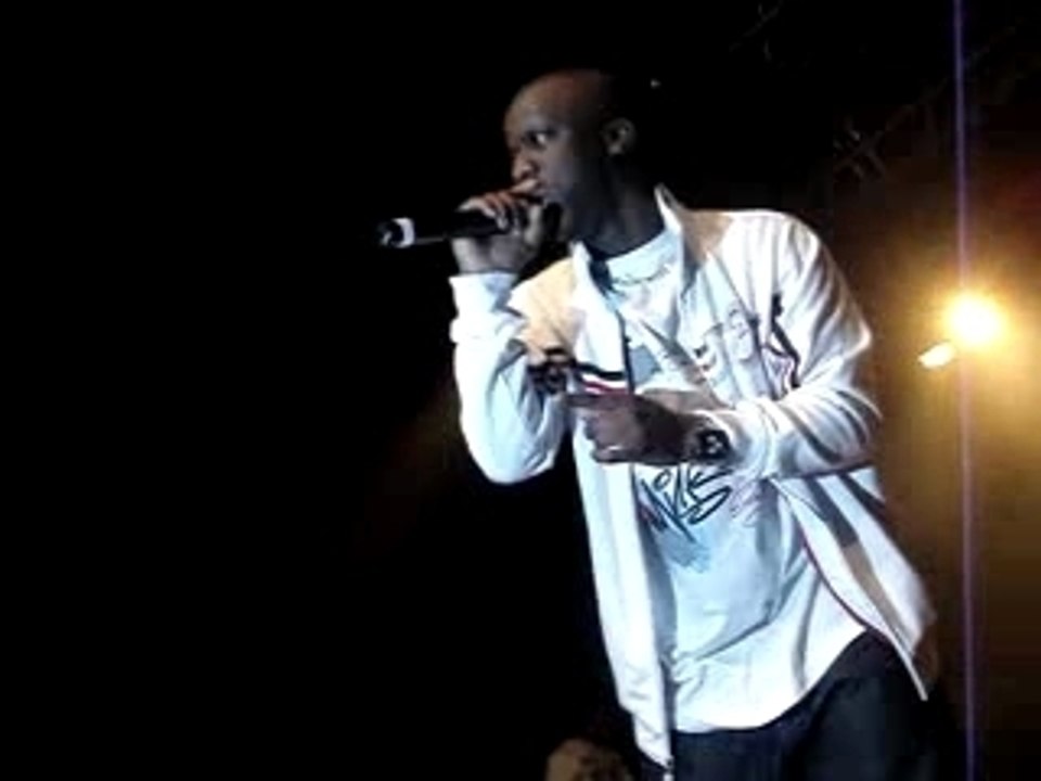 Youssoupha - Dangereux live Toulouse