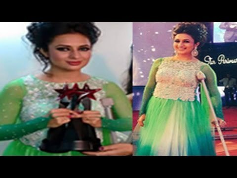 Divyanka Tripathi WINS THREE AWARDS at Star Parivar Awards 2015 | Red Carpet