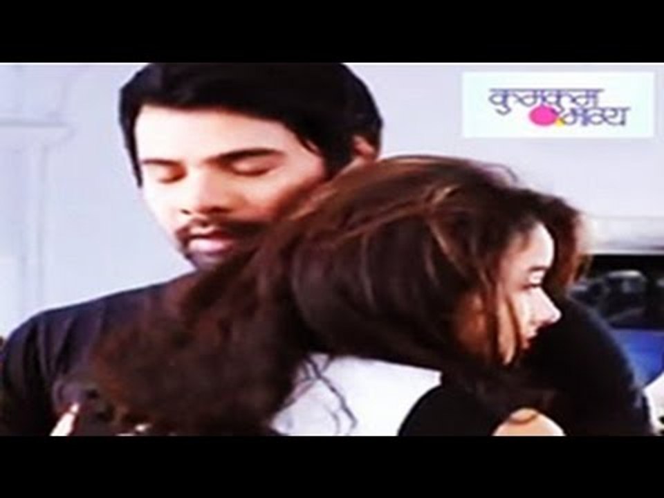 Kumkum Bhagya 30th April 2015 EPISODE | Tanu gets INTIMATES with DRUNK Abhi