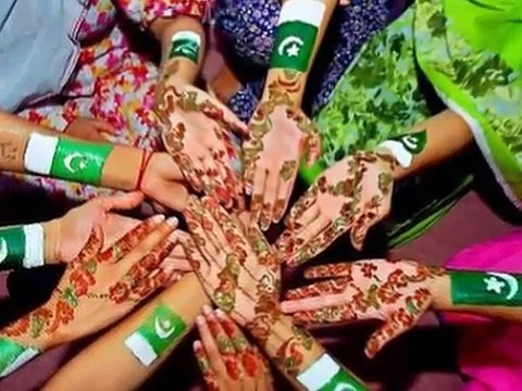 Yeh Watan Tumhara Hai Tum Ho Paasbaan Iss Kay [ Milli Naghma ] With Photo Clips