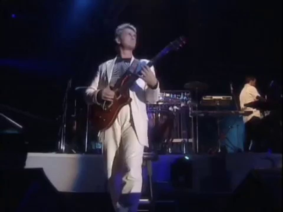 MIKE OLDFIELD - Man In the Rain from TUBULAR BELLS 3 HD