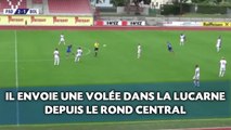 Il envoie une volée dans la lucarne... depuis le rond central