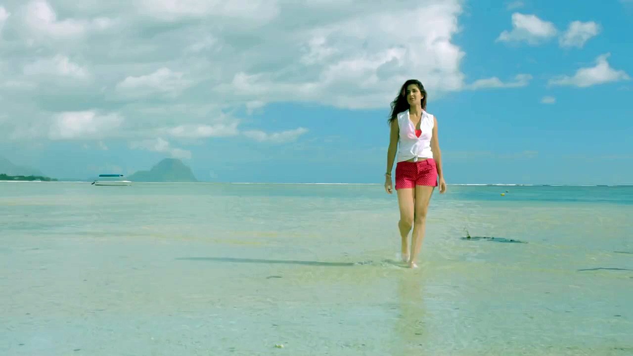 Katrina Kaif sizzles for fbb’s Spring Summer Collection
