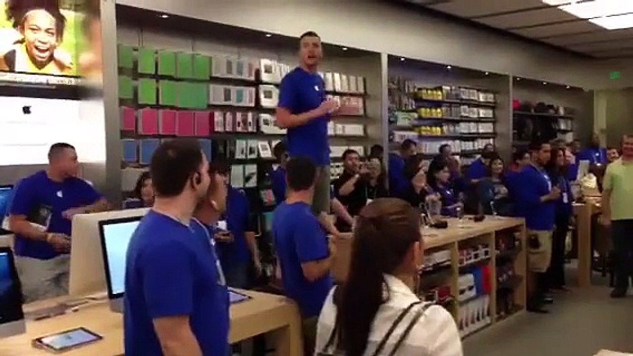 Applaudissement chez Apple