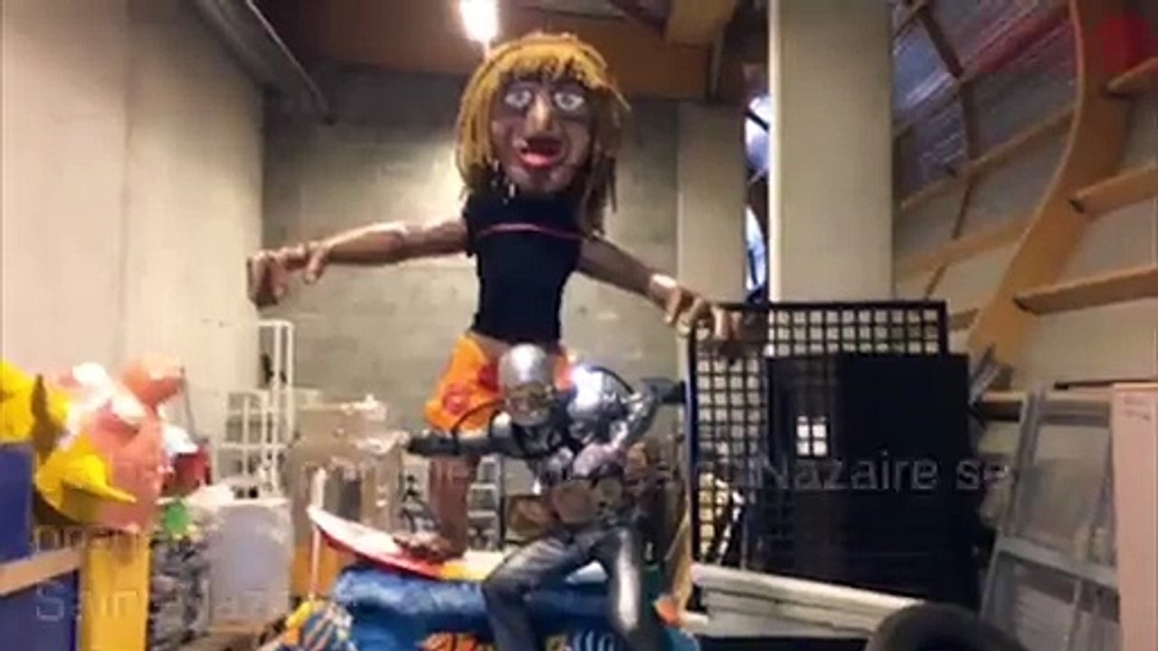 Répétition de la chorégraphie du bal des pompiers de Saint-Nazaire