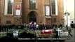 Warsaw funeral procession Lech Kaczynski , Maria Kaczynska