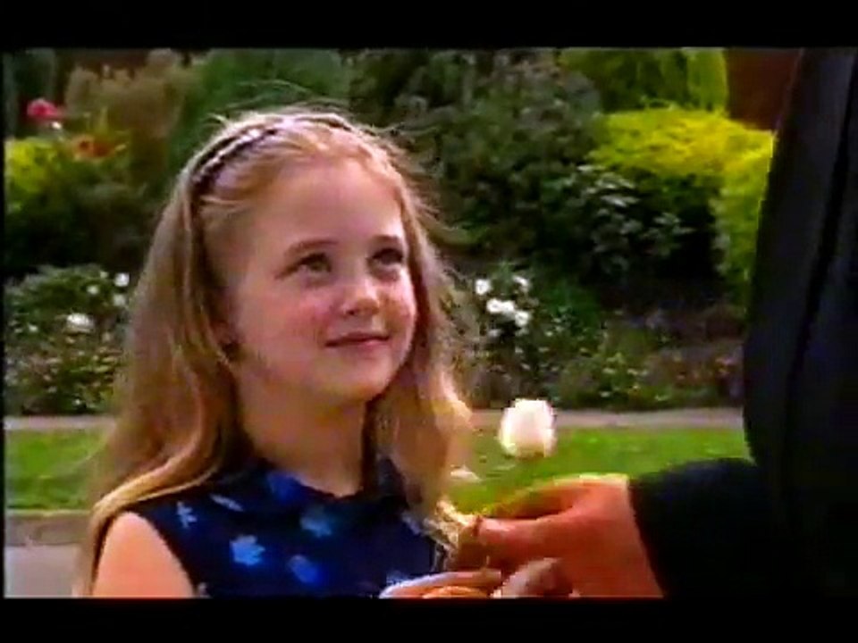 Classic Neighbours - Madge's Funeral