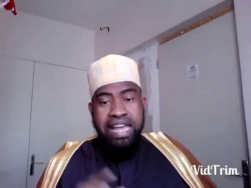 DJIBRILE  ATTENTION MISS COMORES HHH-MISS MISS- LEO NDO MWISO -EMOIMBA DJE  10 MIN