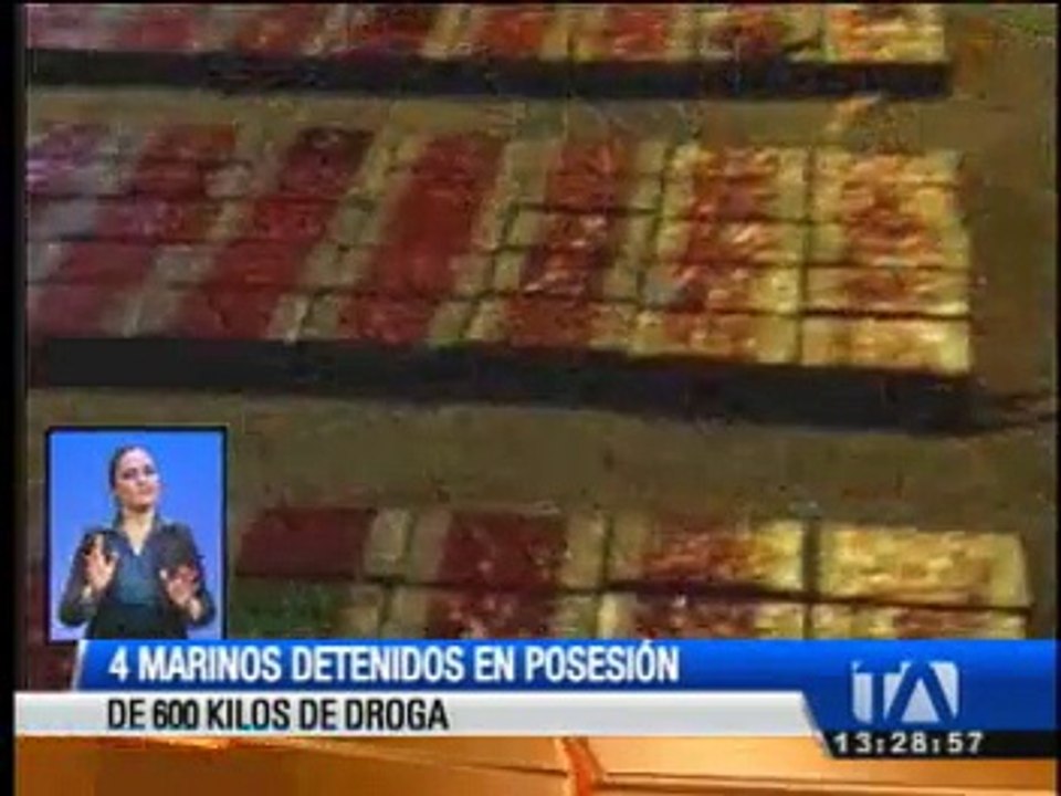 Cuatro marinos fueron detenidos en posesión de 600 kilos de cocaína