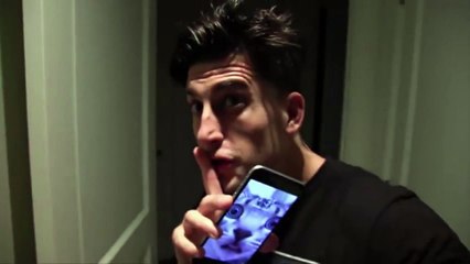 Uyuyan sevgilisine öyle bir şaka yaptı ki...