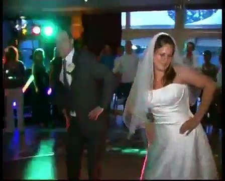 Openingsdans bruiloft, erg grappig! Ronny en Joyce Cromsigt funny wedding dance