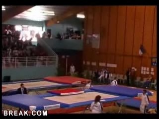 La femme de régis et le trampoline