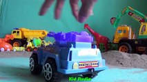 Tank toy Xe tăng đồ chơi trẻ em chạy phát sáng Pixar toys by Kid Studio