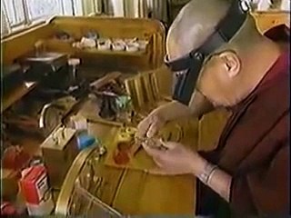 チベット法王ダライ・ラマ14世・24歳の決断1/2