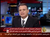 صحفي الجزيرة يبكي جراء مشاهد أطفال غزة