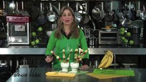 Receta. Pinchos de frutas naturales bañadas en chocolate y leche condensada