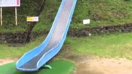 Giant Slide Of Doom Delivers !