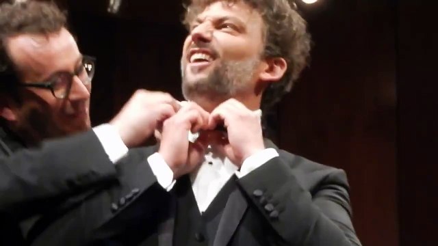 Nessun dorma - Turandot - Puccini - Jonas Kaufmann - Live Recording (Funny Lyrics confusion!)