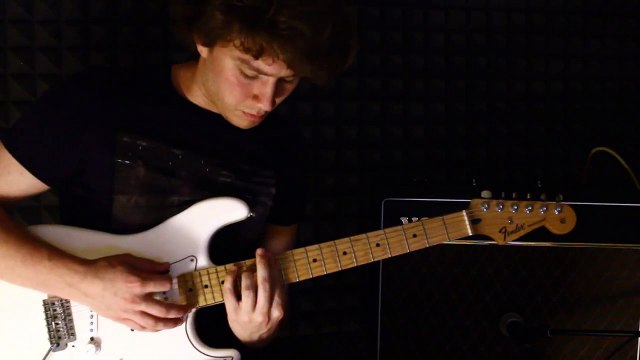 Listen on how our Custom Guitar Sound