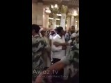 Prime minister of Pakistan Mian Nawaz Sharif gets 200 Saudi guards inside Masjid e Nabavi - Exclusive footage.