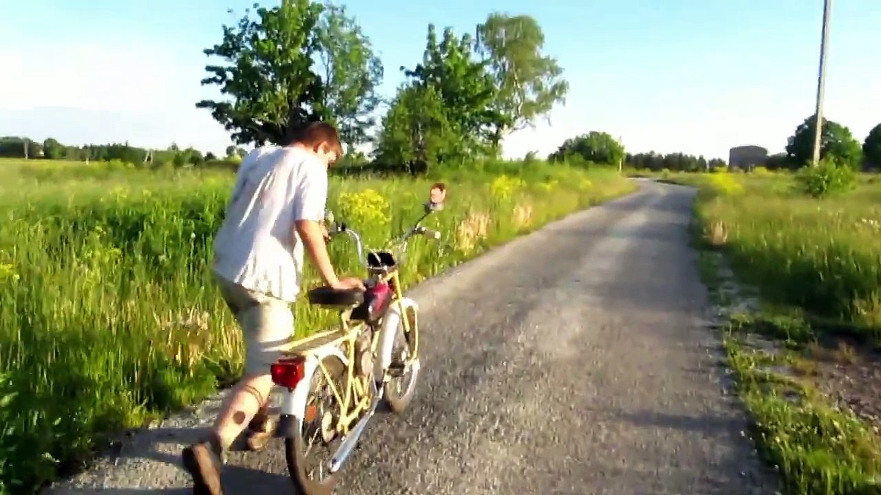 Moped Riga 13. First engine start.