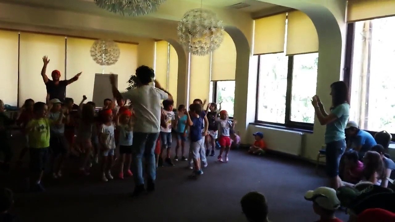 Children from  kindergarten dance!