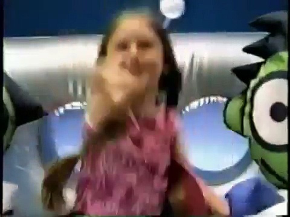 Opening to Thomas and his friends Help Out 2003 DVD PBS Kids print (Fake)