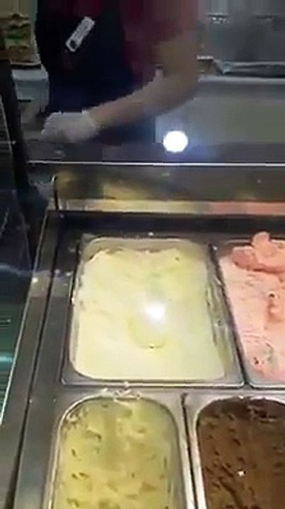 Ice cream girls