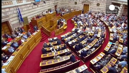 Kemer sıkma önlemleri Syriza'yı böldü