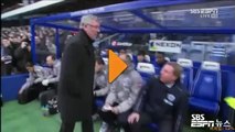 Sir Alex Ferguson shakes Ji Sung Park's hand before QPR v Man United