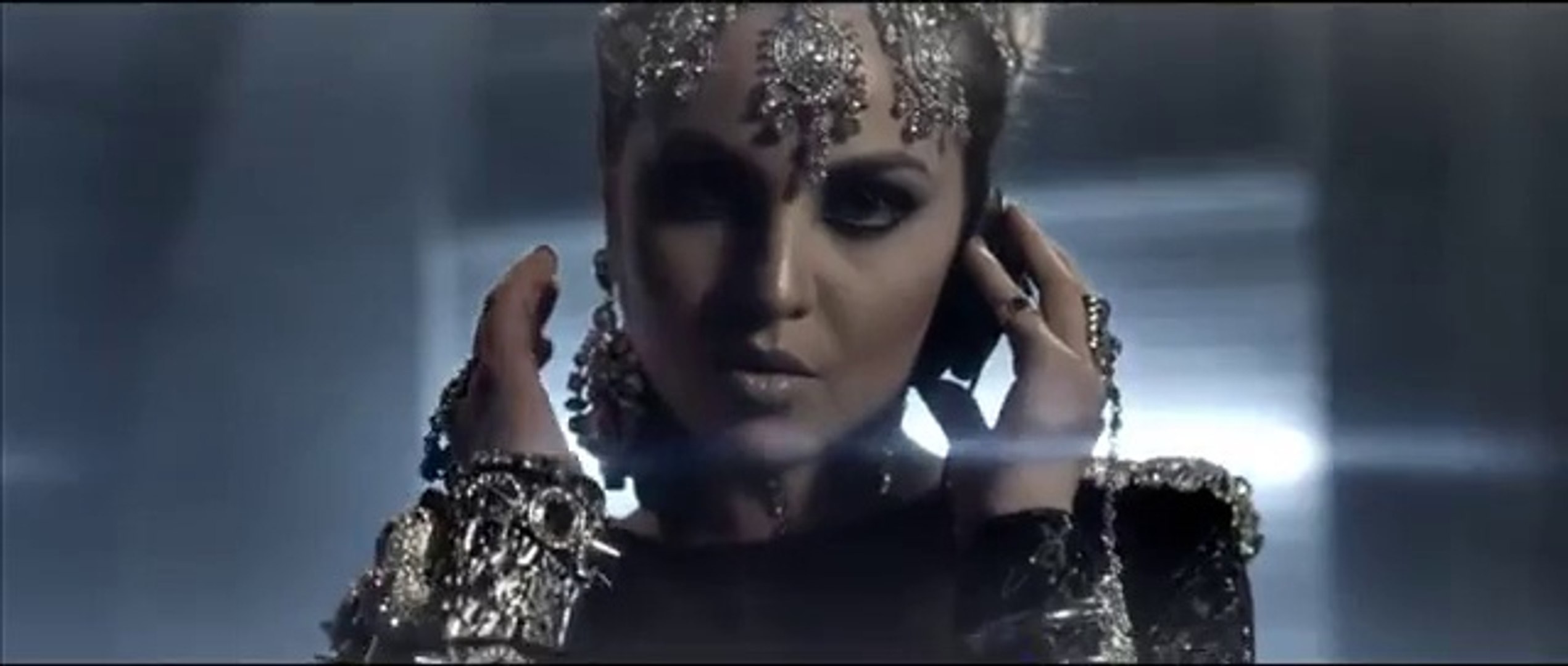 Xenia Ghali - Get Dirty ft. Wyclef