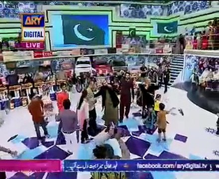 Junaid Jamshed Singing DIL DIL PAKISTAN In Jeeto Pakistani