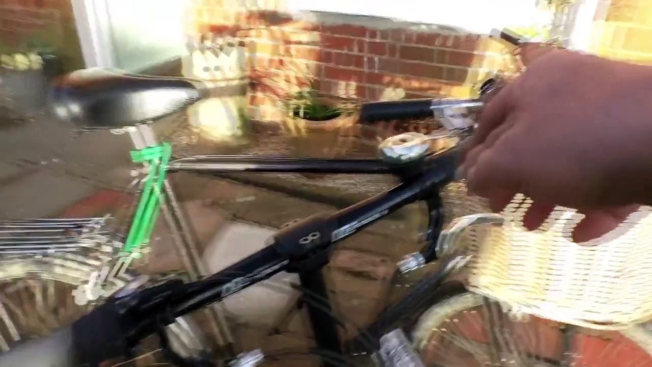 Halfords Carrera Transit folding bike review - keepturningleft.co.uk