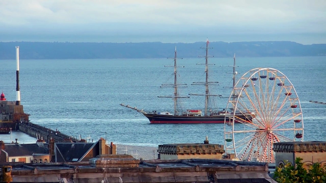 3 mats entrant au port du Havre le 16 juillet 2015