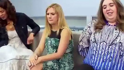 Maddie Ziegler has her First Kiss with a girl [Just funny]